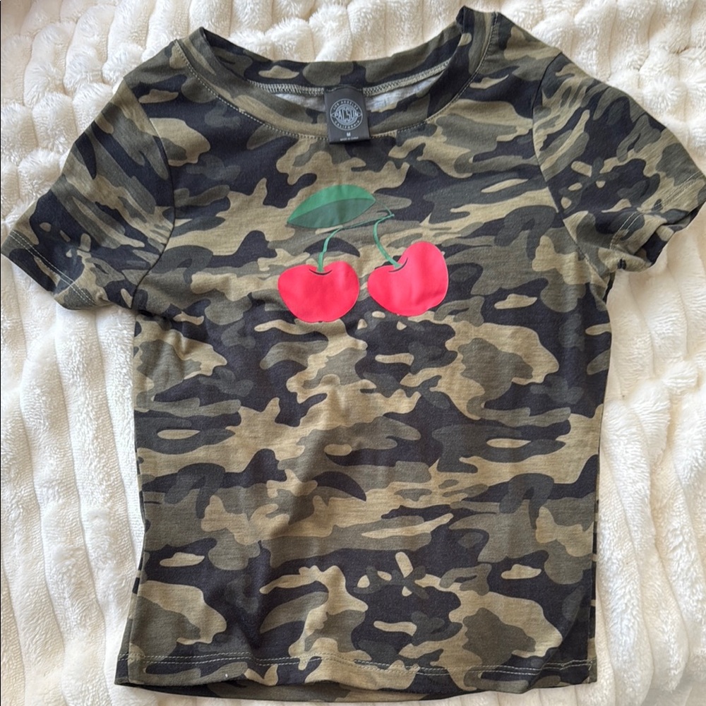 Green and Red Camouflage Tee with Short Sleeves